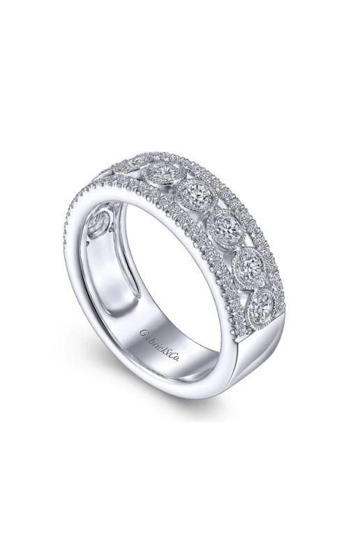 DIAMOND 9-STONE BAND